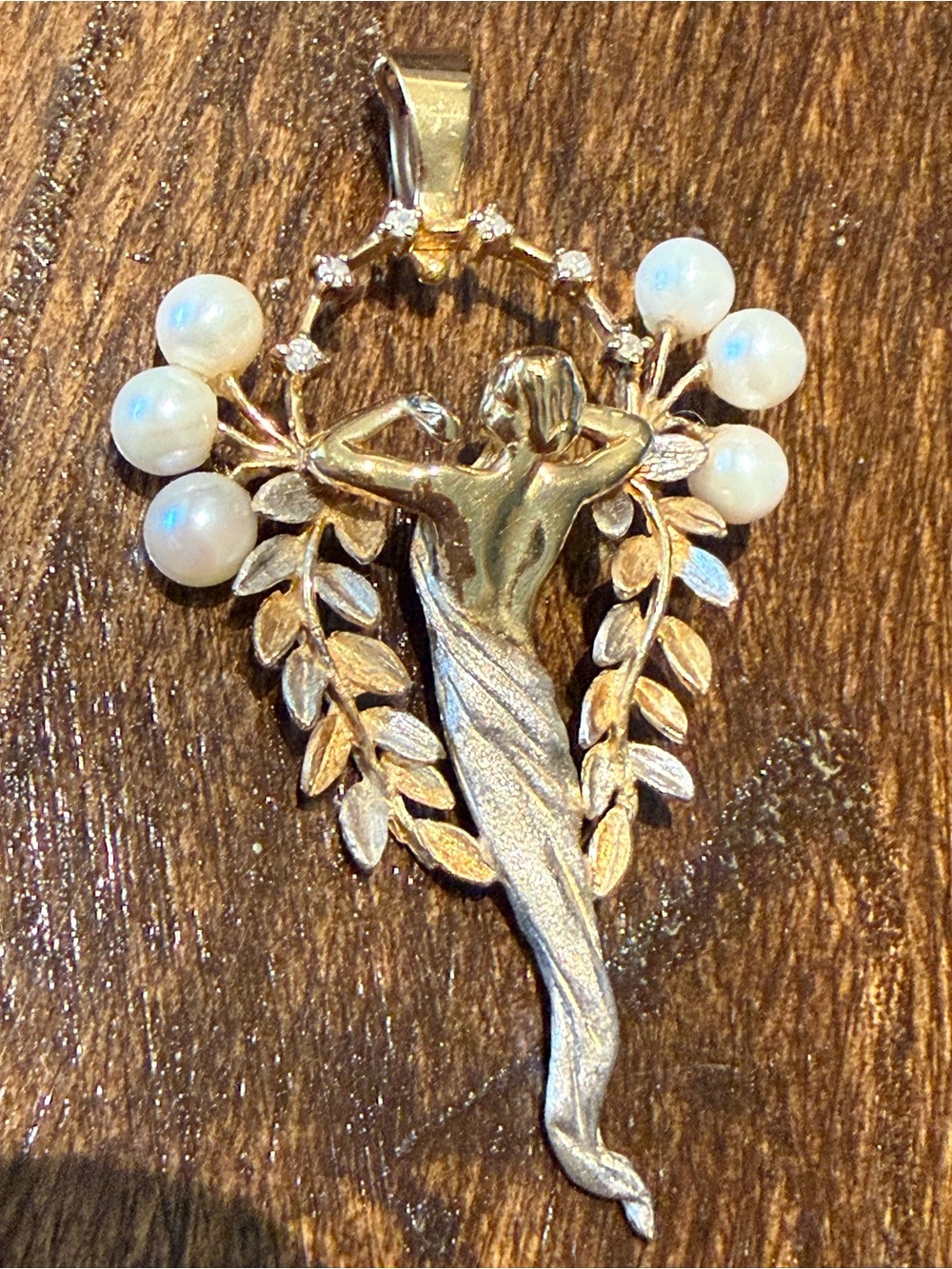 14K Rare! Gold Pearl Diamond Leaf Goddess Pendant